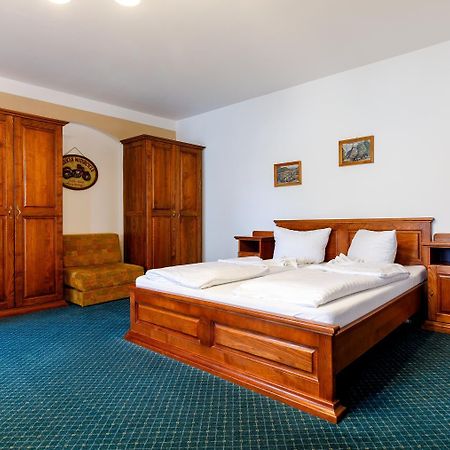 Penzion A Apartmany Daro Bozi Dar Luaran gambar